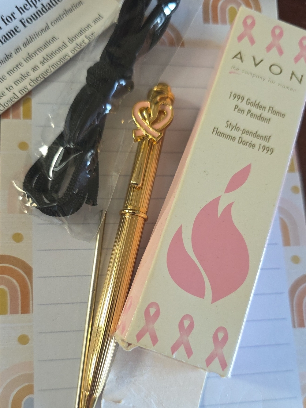 Avon Vintage 1999 Golden Flame Pen Pendant